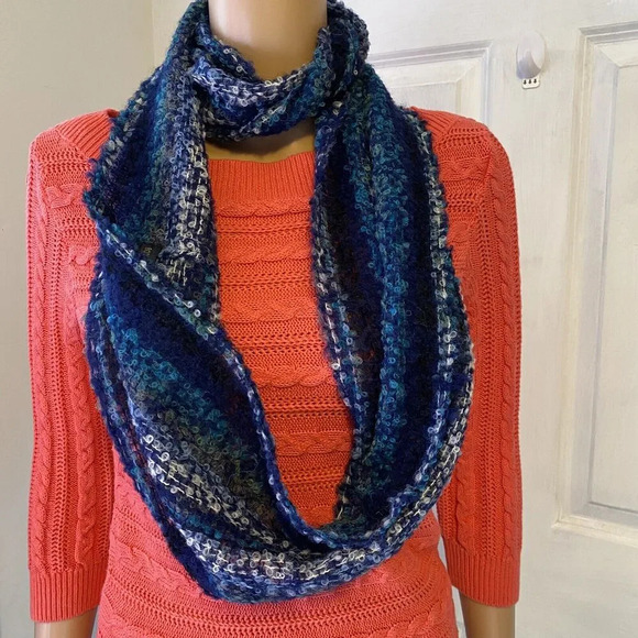 Yemy Collection Alpaca Blend Scarf Luxurious Neck Warmer Artsy Navy Blue White - Picture 6 of 6